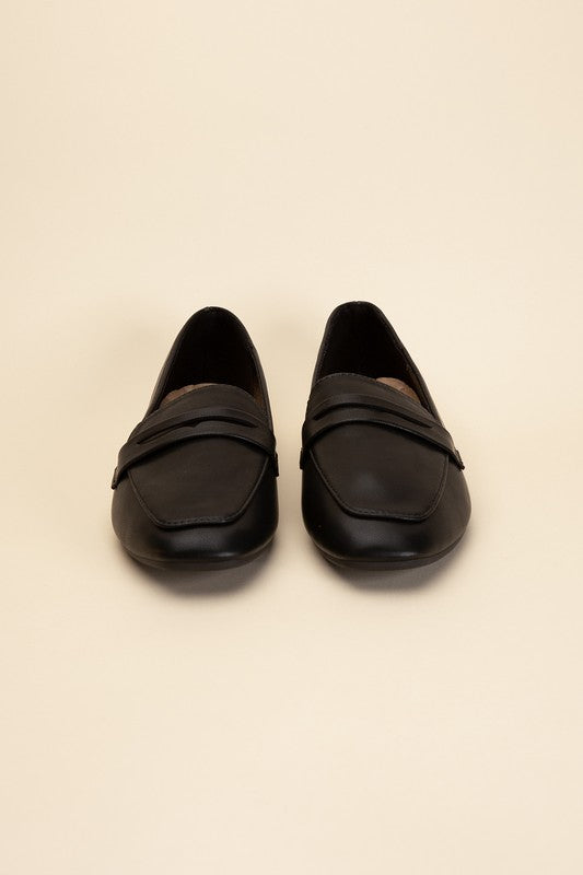 Casual Flat