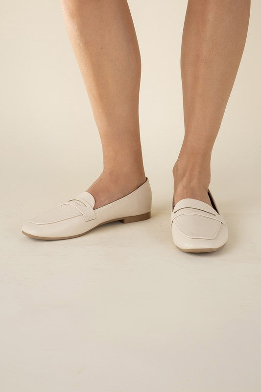 Casual Flat