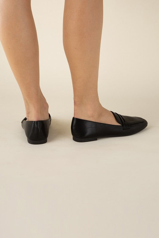 Casual Flat