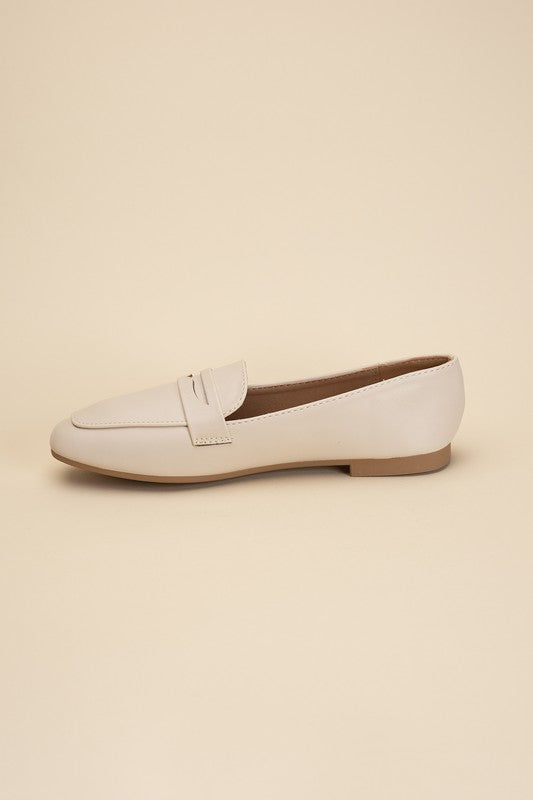 Casual Flat