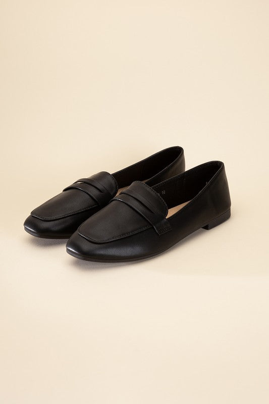 Casual Flat