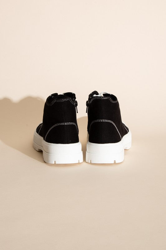 Crayon-G Lace Up Sneakers
