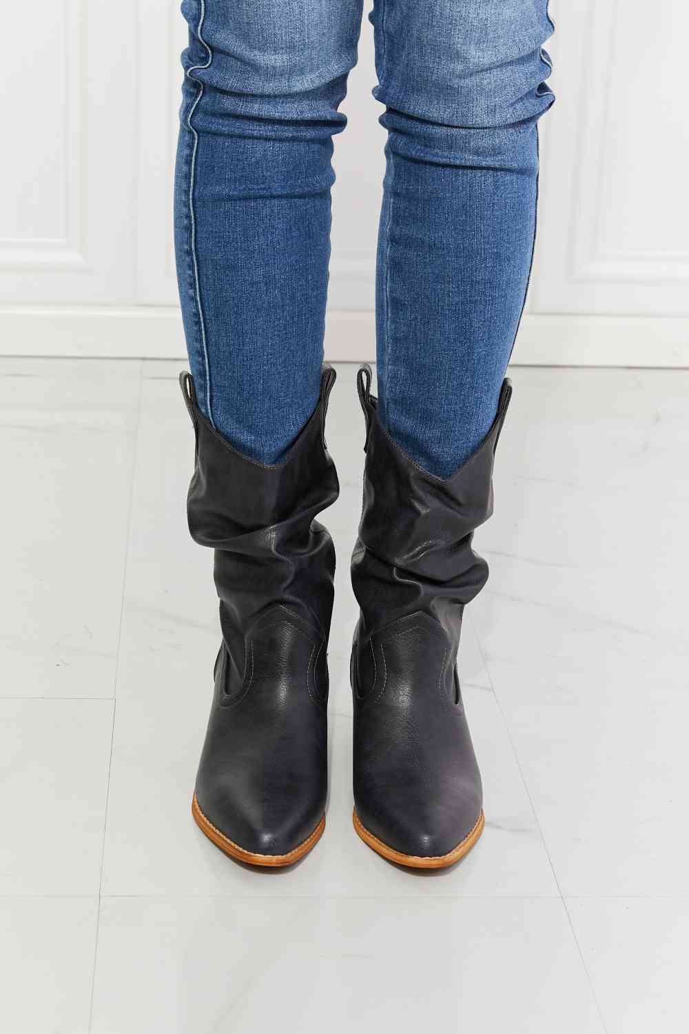 MMShoes Better in Texas Scrunch Cowboy Boots