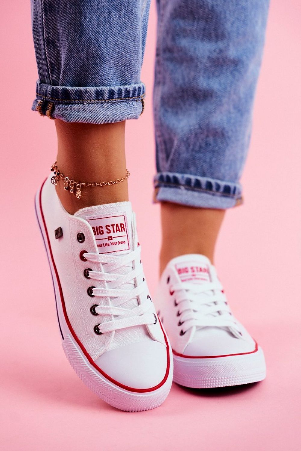 Lace Up Classic Sneakers