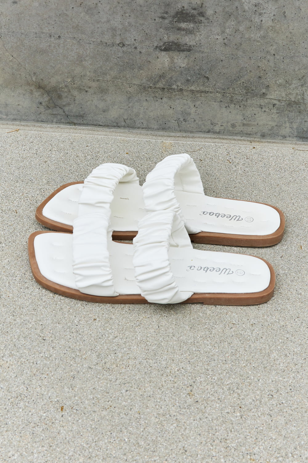 Double Strap Scrunch Sandal in White