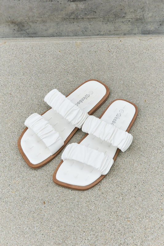 Double Strap Scrunch Sandal in White
